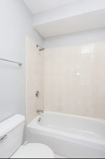 2427 N Clybourn Ave #D — Photo 7