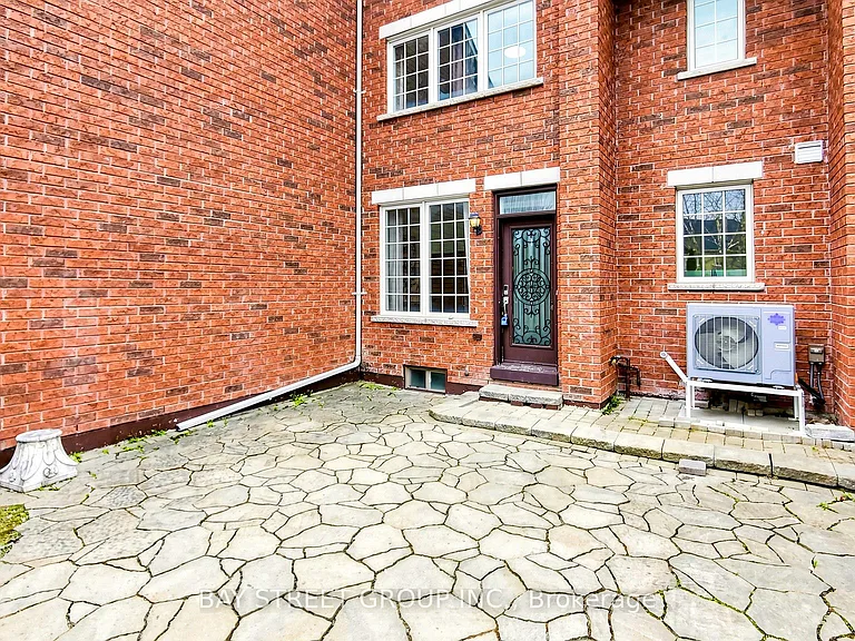 97 Zokol Dr — Photo 2