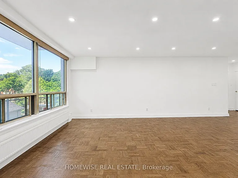 2500 Bathurst St #401 — Photo 13