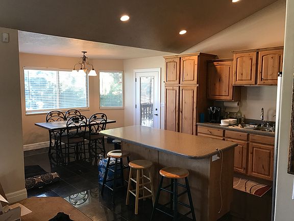 Dinning Room & Kitchen