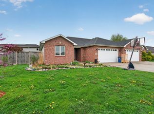 2031 Locust Rd, Morris, IL 60450
