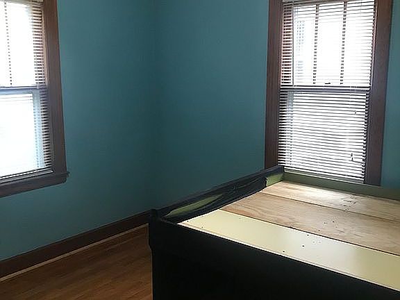 2nd upstairs bedroom