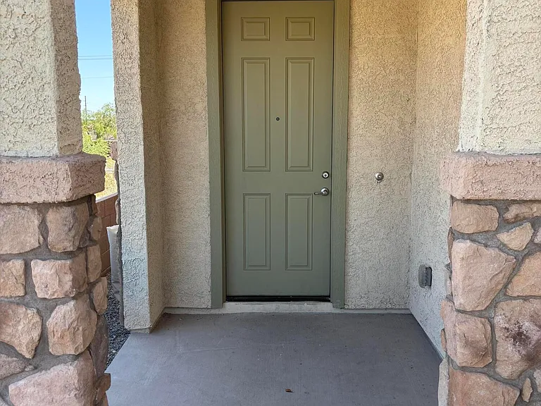 2155 W Apatite St — Photo 5