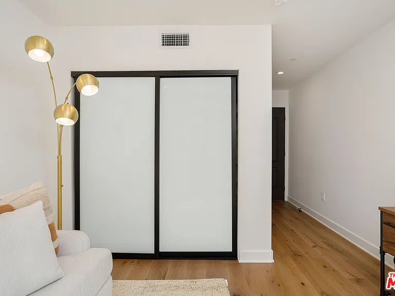 10523 Ashton Ave #301 — Photo 18
