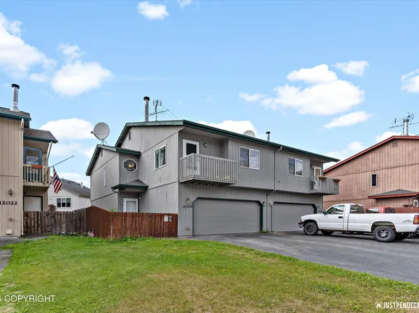 12030 Town Park Cir, Eagle River, AK 99577