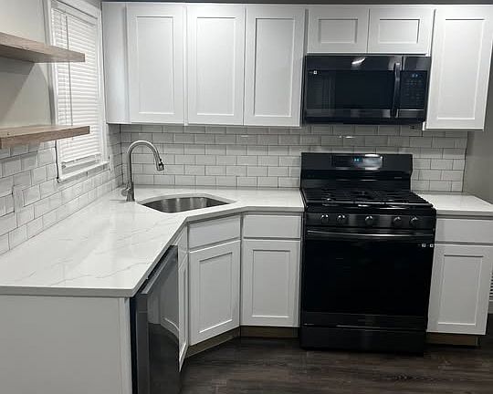 2nd image of 375 Kinsey Ave #1