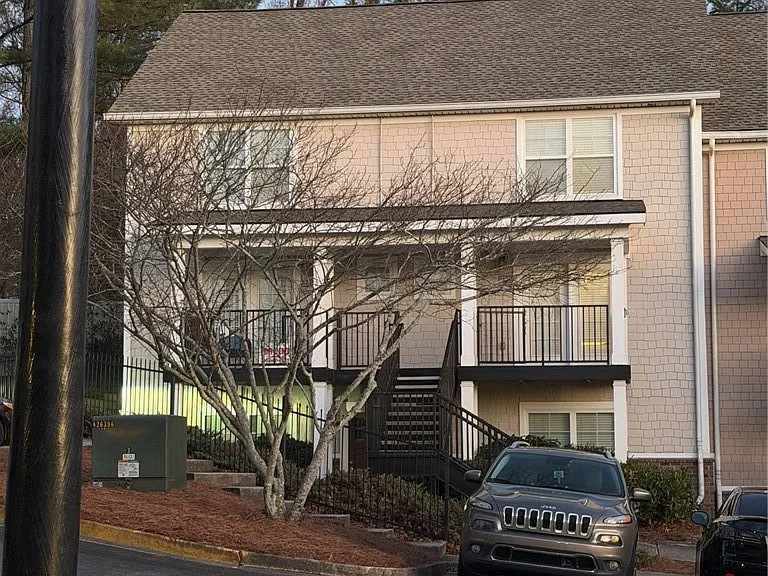 1035 Barnett Shoals Rd #1120 — Photo 1