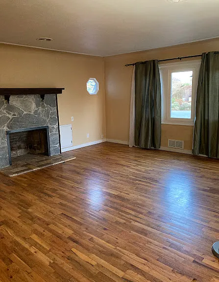 Living room.