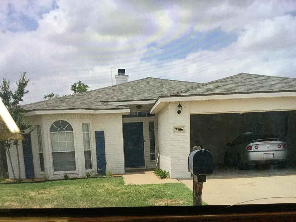 7506 Paris Ave