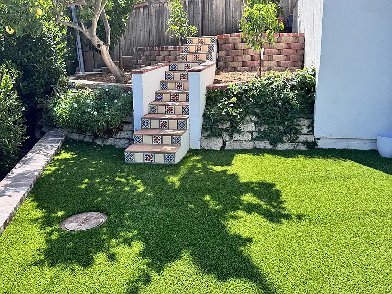 1055 Dyer Pl — Photo 12