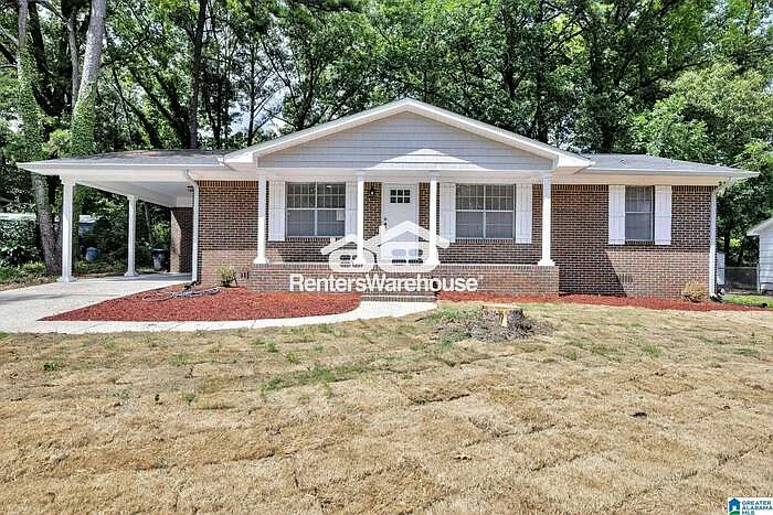 241 Mamie Ln — Photo 1