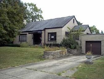 2nd image of 1312 Briargate Ave