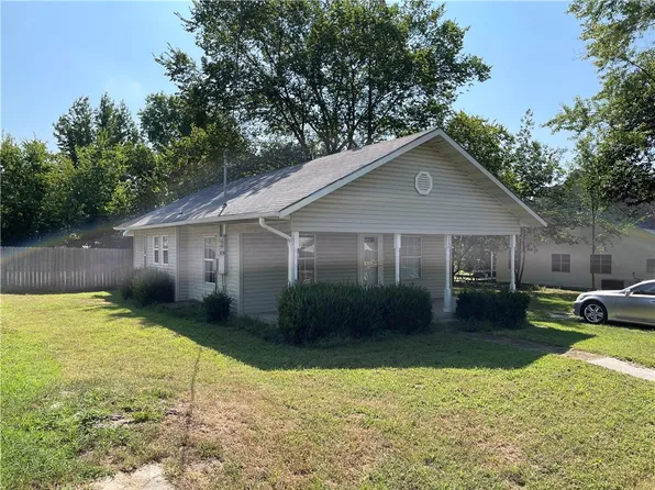 112 N Carter Ave, Lincoln, AR 72744