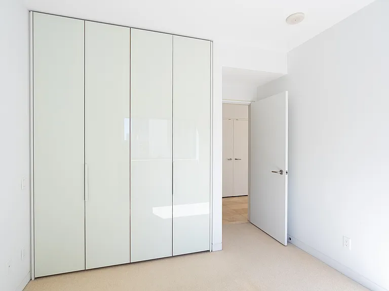 838 Hastings St W #1706 — Photo 12