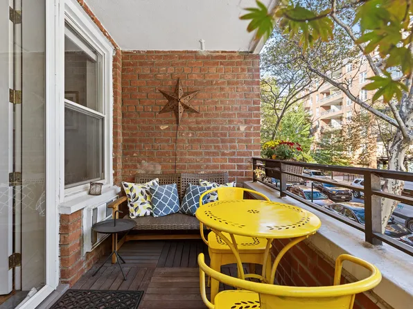 616 East 18th Street image 5 of 21