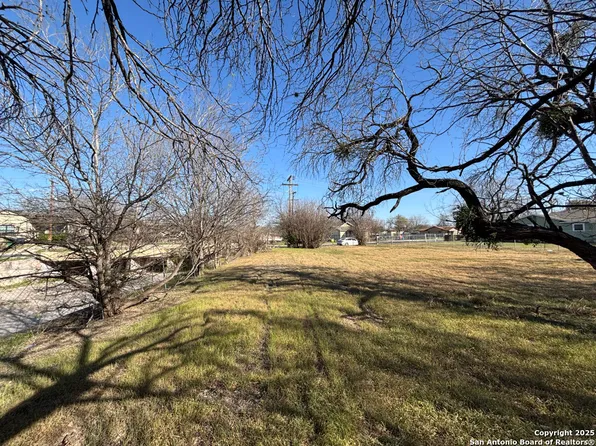 647 North San Ignacio Avenue LOT 19, San Antonio, TX 78228