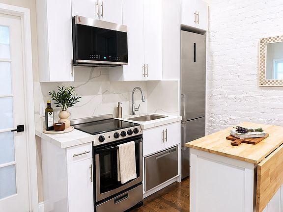 3rd image of 338 W 17th St APT 1E