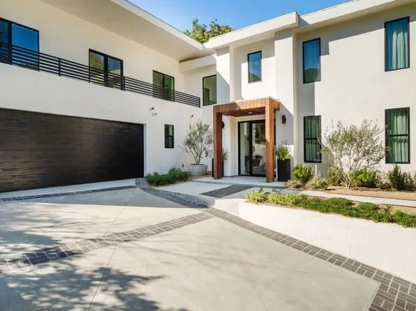 4545 Balboa Ave, Encino, CA 91316