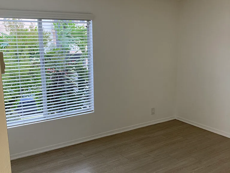 808 Fourth Street — Photo 18