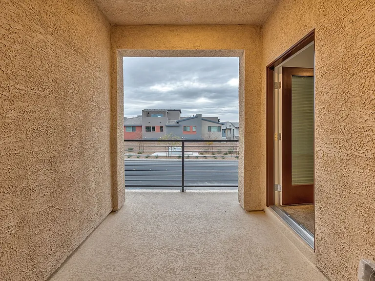 2553 Venetia Pointe St — Photo 14