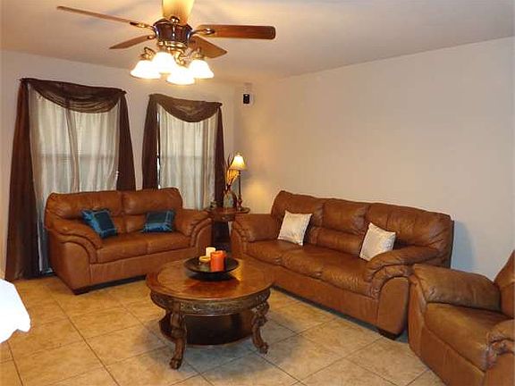 2nd image of 17427 College Port Dr