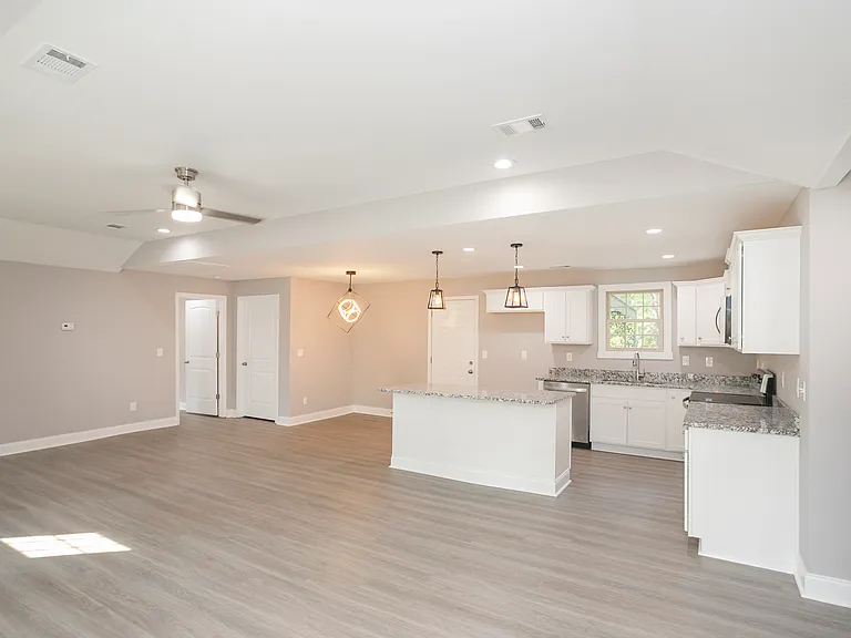 1229 Berwick Trl — Photo 14