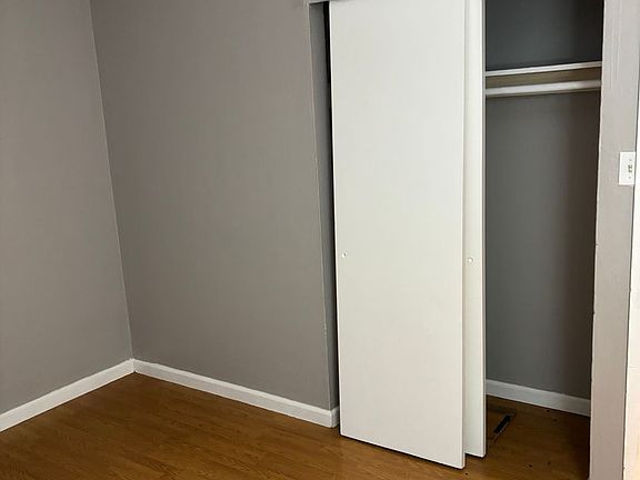 5th image of 833 Aston Ave #837