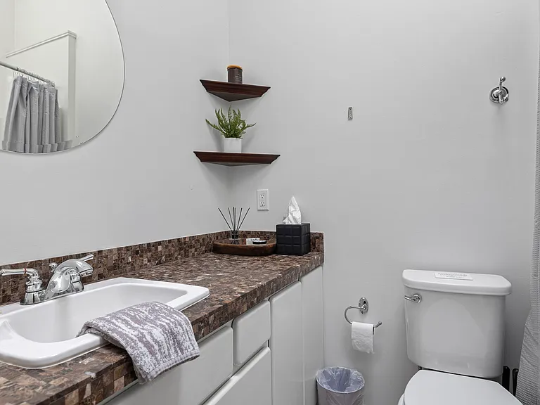 14480 Woodcrest Ln — Photo 24