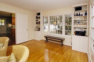 4th image of 1333 Lakeway Ave