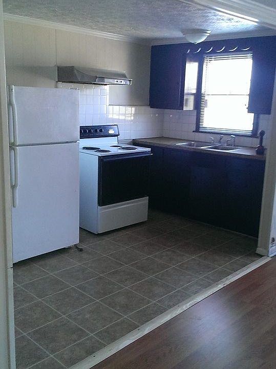 1st image of 824 Village Hwy APT 2