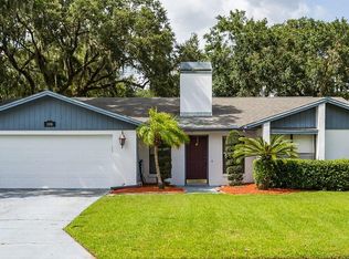 1806 S Golfview Dr, Plant City, FL 33566