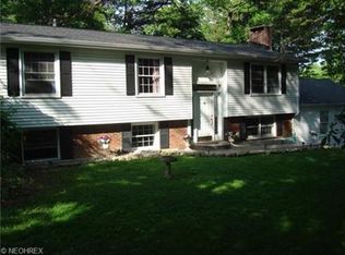 11657 Maplewood Rd, Chardon, OH 44024