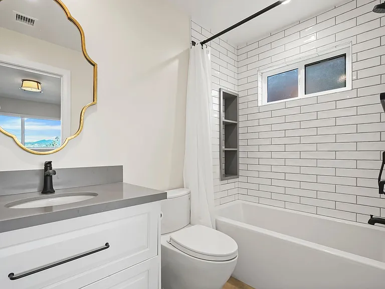 4762 E Charters Ave — Photo 23