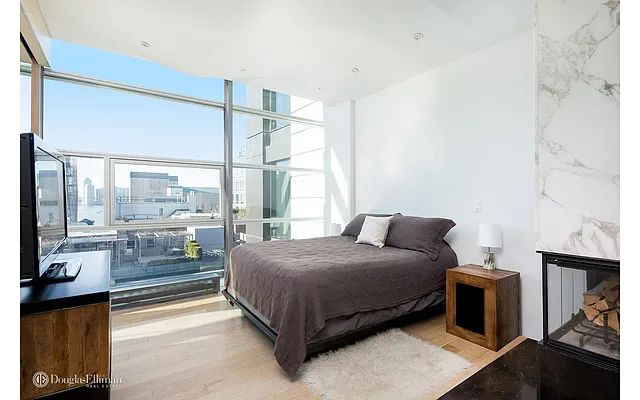 Rented by Douglas Elliman | media 15