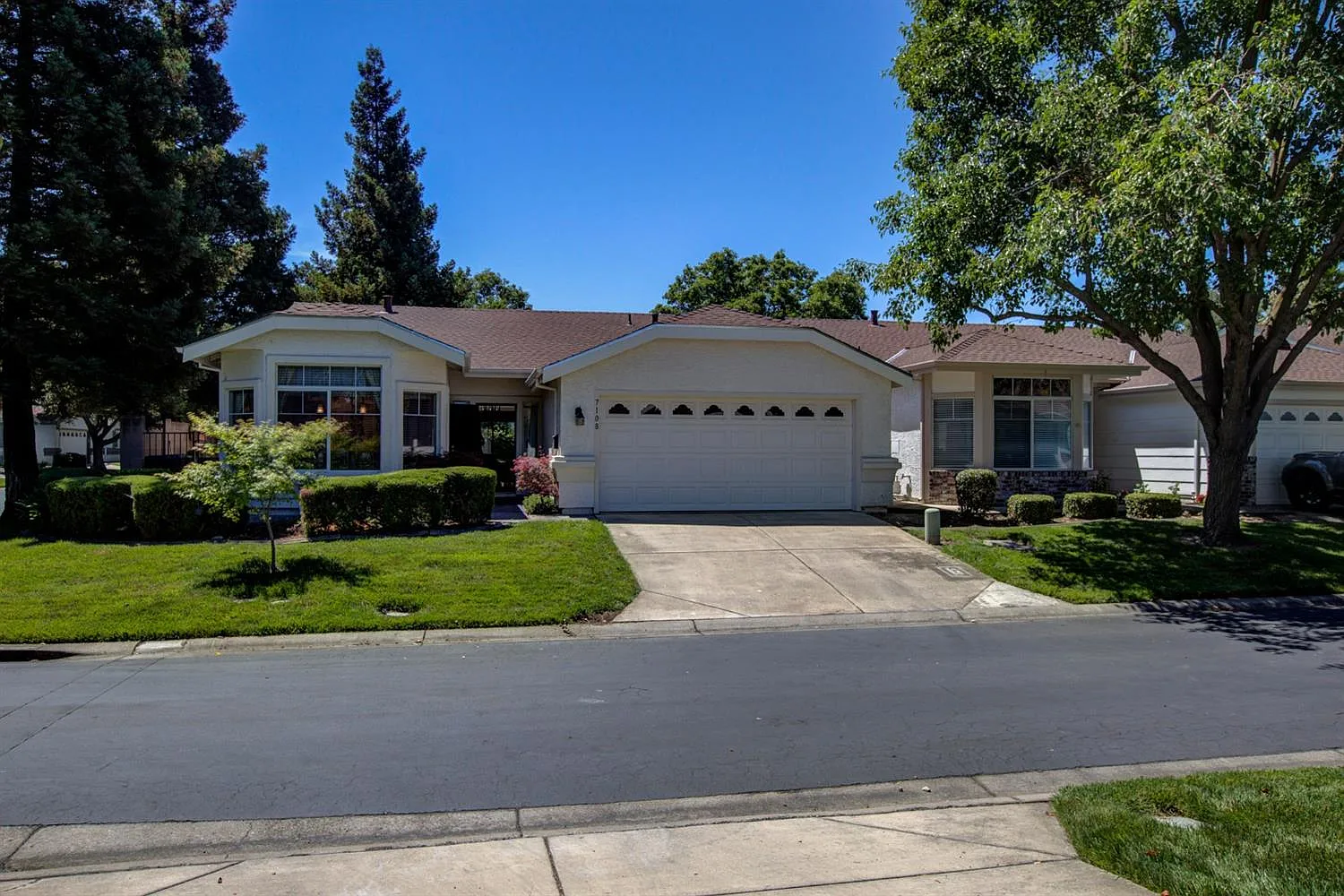 7108 Sunbridge Ln photo 1