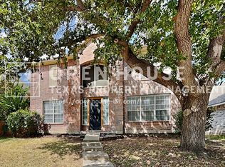 1790 Crosshaven Dr, Lewisville, TX 75077