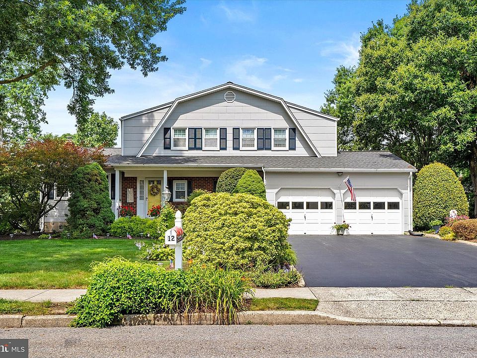 1st image of 12 Michele Ct