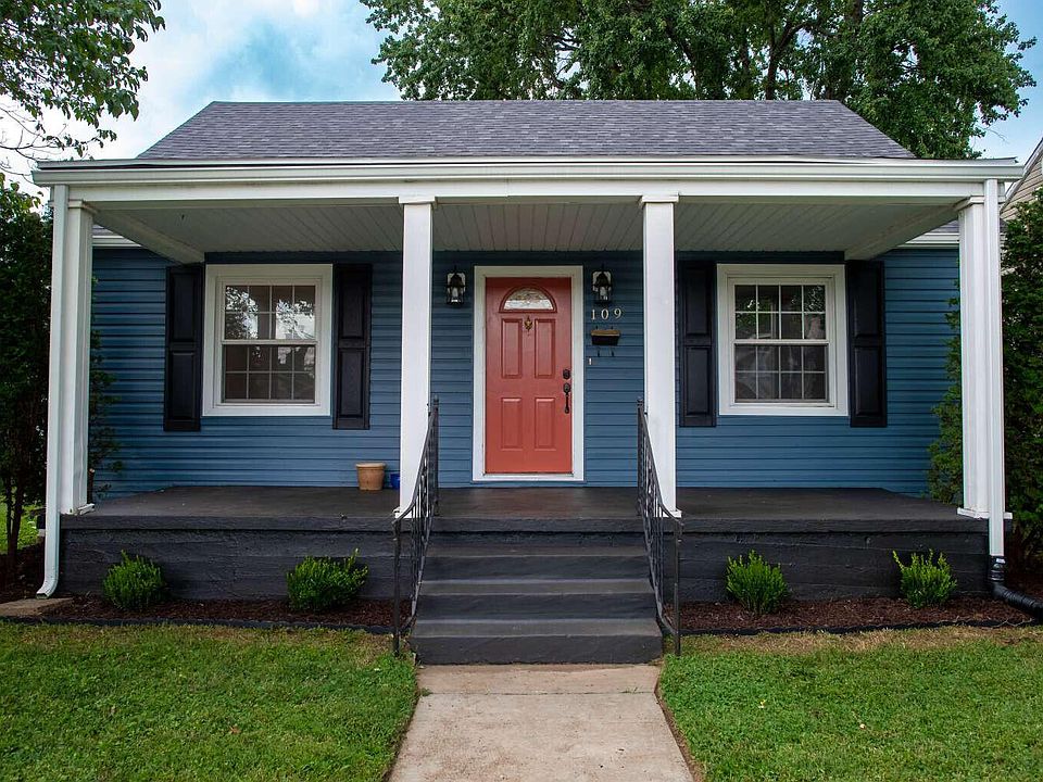 1st image of 109 E 20th St