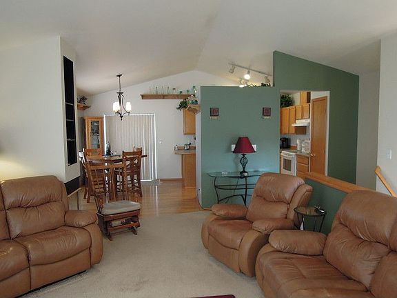 5th image of 16405 E Eastland Ct