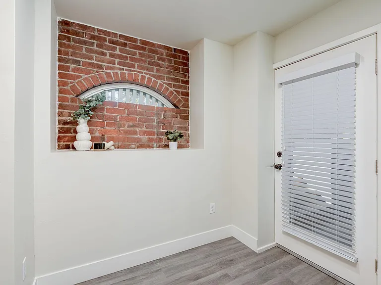 3521 J St — Photo 7