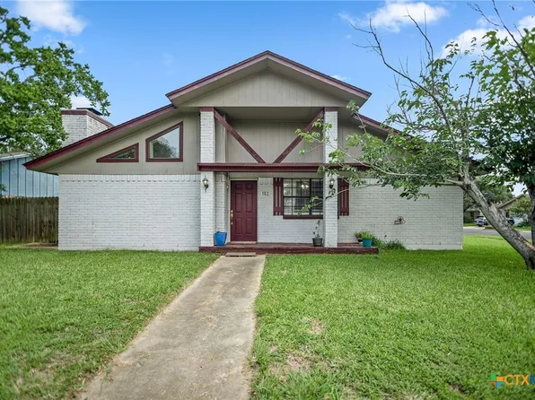 102 Sagemont Ave, Victoria, TX 77904