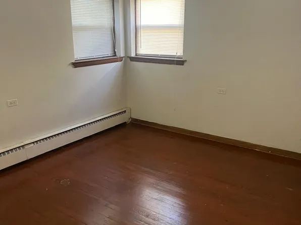 9225 S Kedzie Ave, Evergreen Park, IL 60805