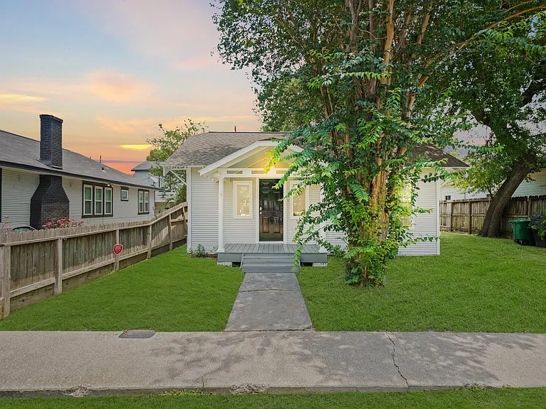 608 Northwood St — Photo 1