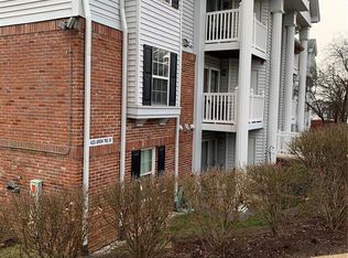 4325 Arrow Tree Dr APT G, Saint Louis, MO 63128