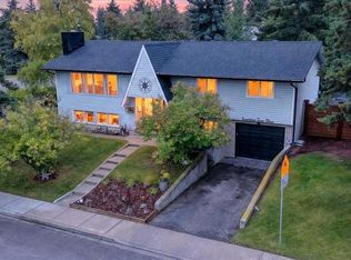 1703 N 107th Ave SW, Calgary, AB T2W0C3