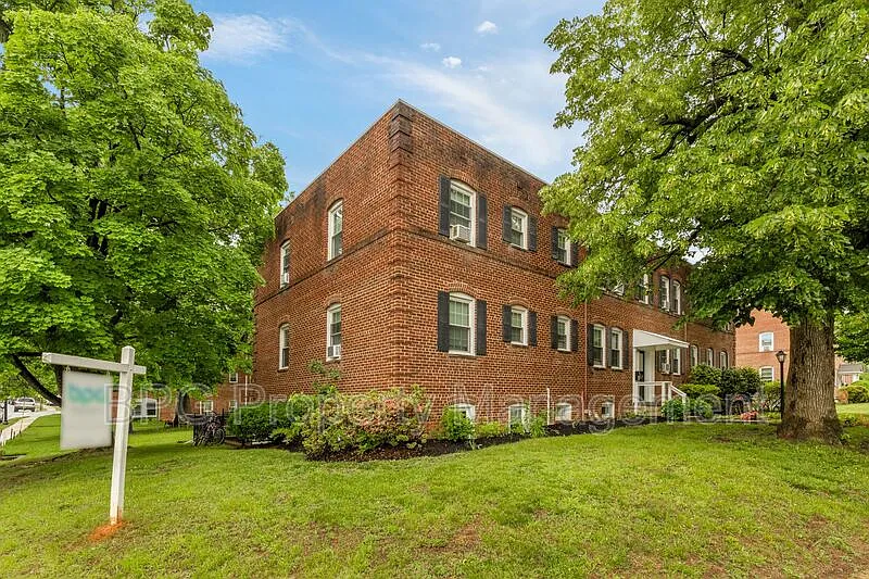 1 bed, 1.0 bath, $1,500 — Photo 3