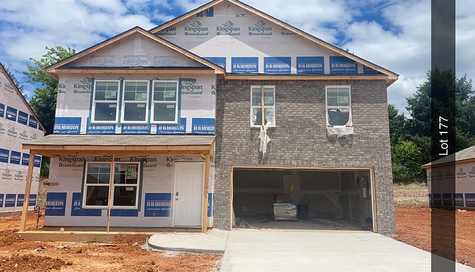 2nd image of 174 Claire Pl