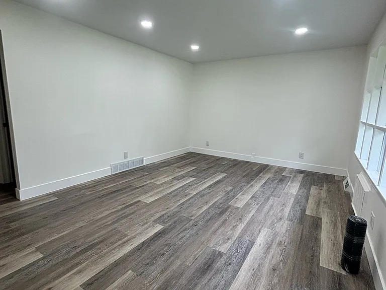 1015 Furman St #1 — Photo 7
