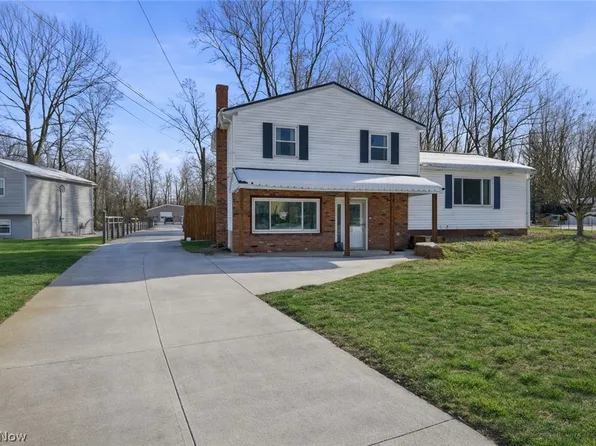 15791 Madison Rd, Middlefield, OH 44062