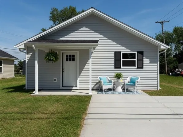 202 E Walnut Street, Crothersville, IN 47229